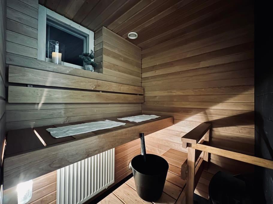 Spacious City Center Apt - Sauna - Self Check In Рованіемі Екстер'єр фото